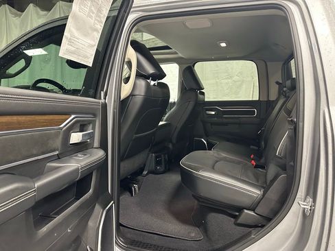 Used 2024 RAM 3500 Laramie image 40