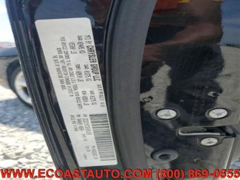 Used 2014 Dodge Challenger R/T image 12