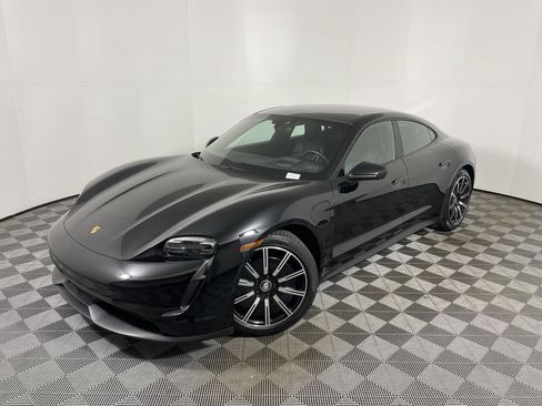 Used 2022 Porsche Taycan image 1