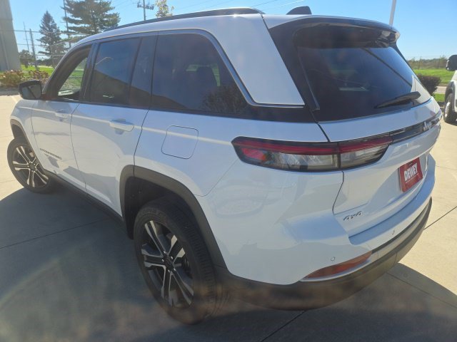 New 2027 Jeep Grand Cherokee Limited AWD/4WD image 23