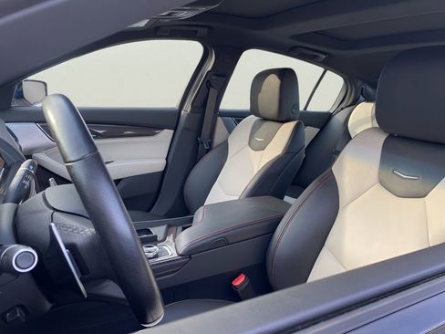 Used 2022 Cadillac CT5 Sport image 13