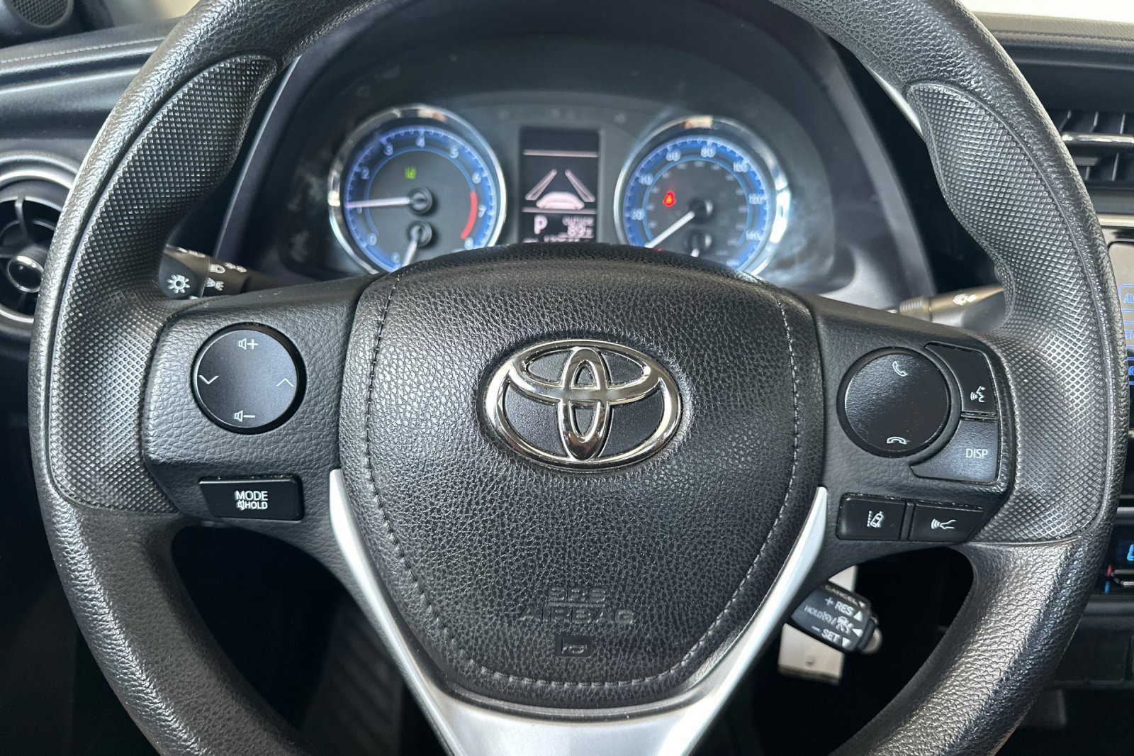 Used 2017 Toyota Corolla LE FWD image 21