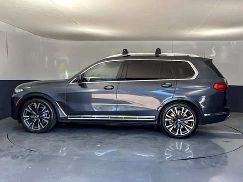 Used 2019 BMW X7 xDrive50i w/ Premium Package AWD/4WD image 6
