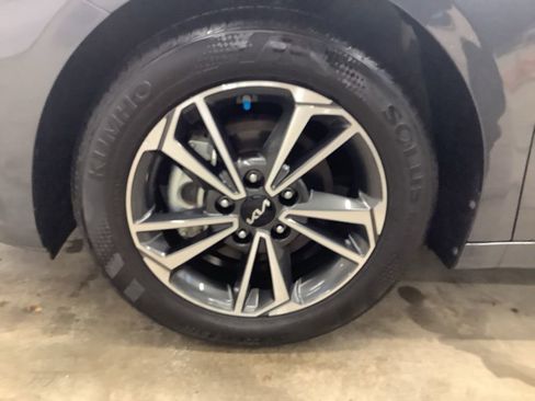 Certified 2023 Kia Forte LXS image 22