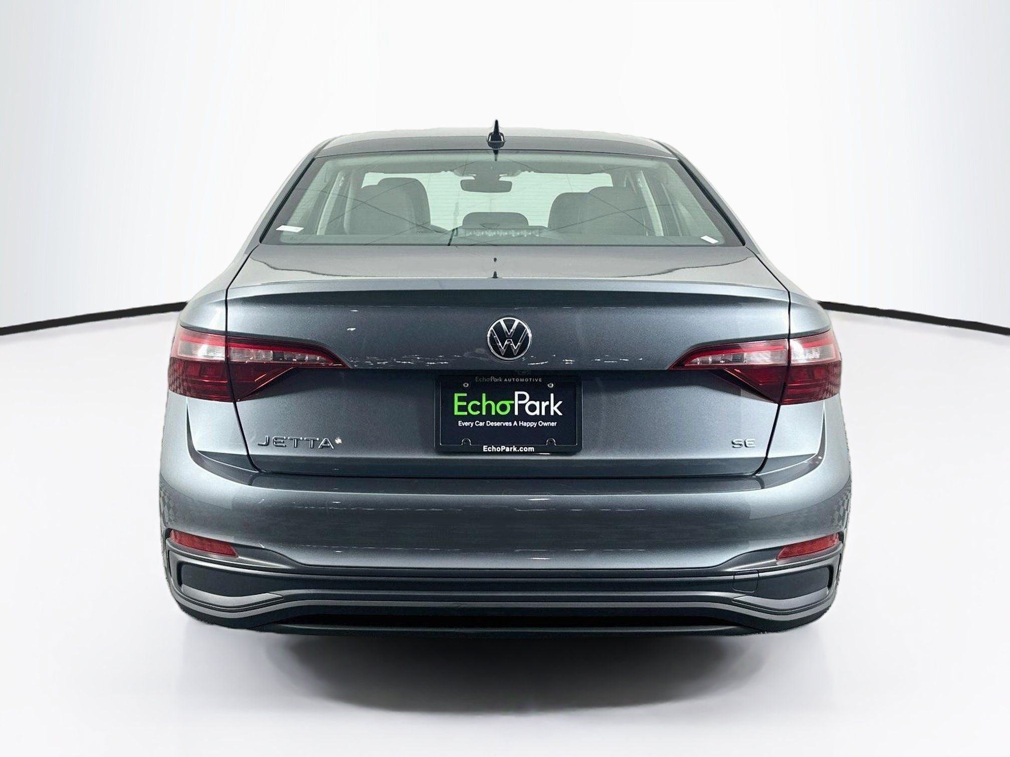 Used 2024 Volkswagen Jetta SE FWD image 7
