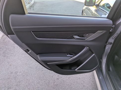 Used 2024 Jaguar XF R-Dynamic SE image 32