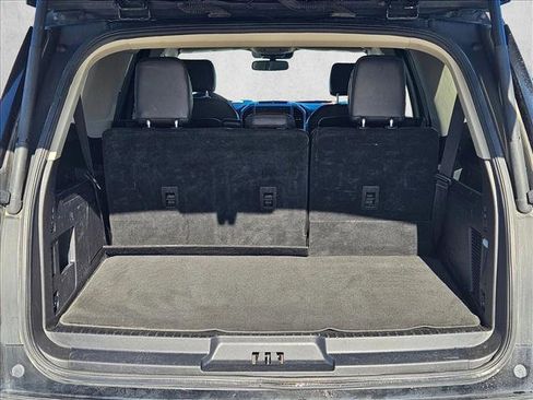 Used 2018 Ford Expedition Max Platinum image 21