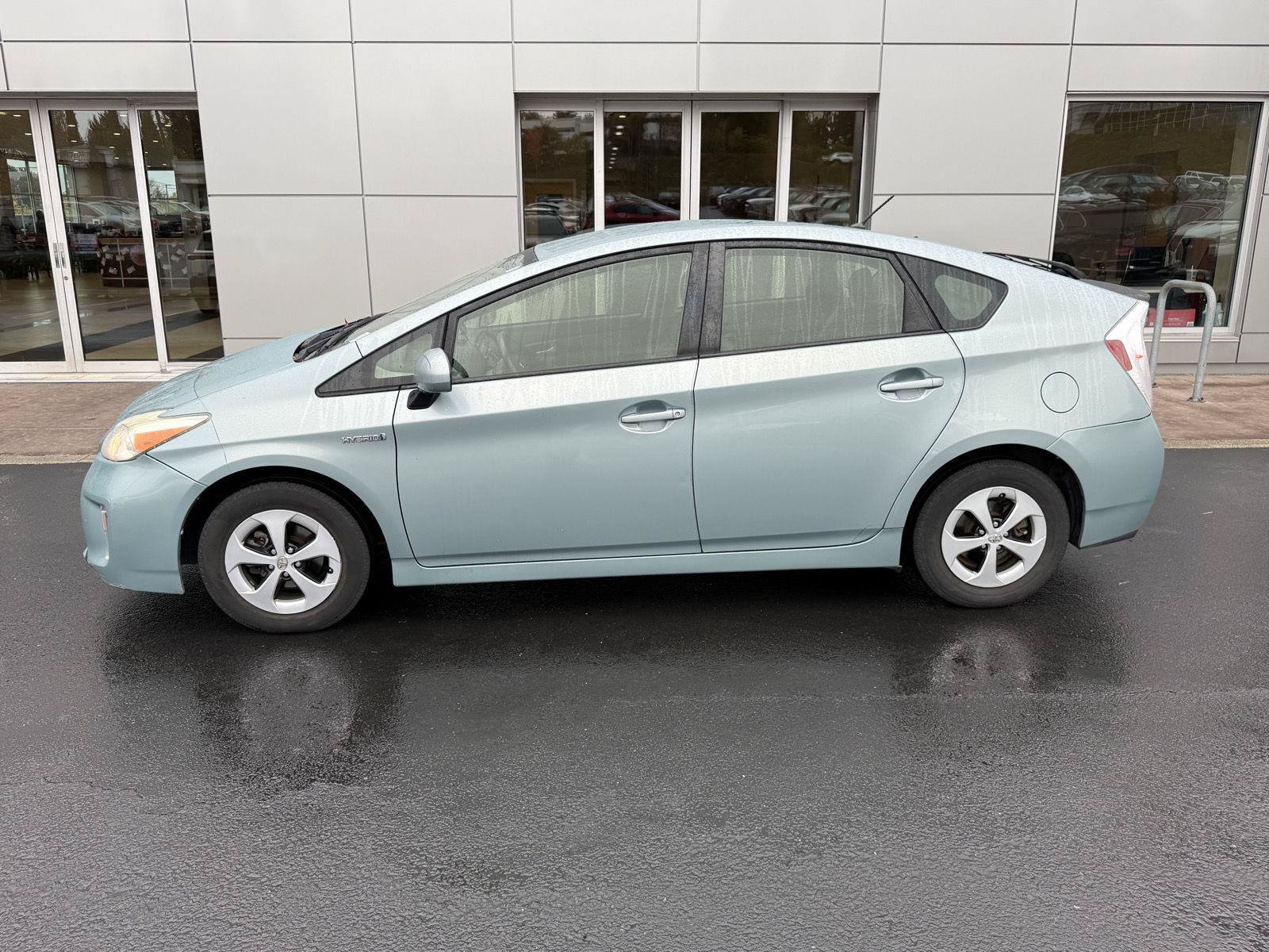 Used 2013 Toyota Prius Two FWD image 2