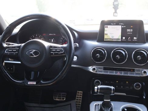 Used 2018 Kia Stinger GT1 AWD/4WD image 24
