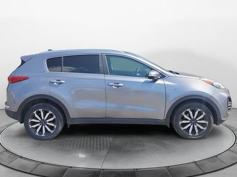 Used 2017 Kia Sportage EX w/ EX Premium Package AWD/4WD image 6