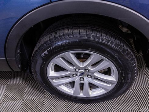 Used 2019 Ford Explorer XLT image 48