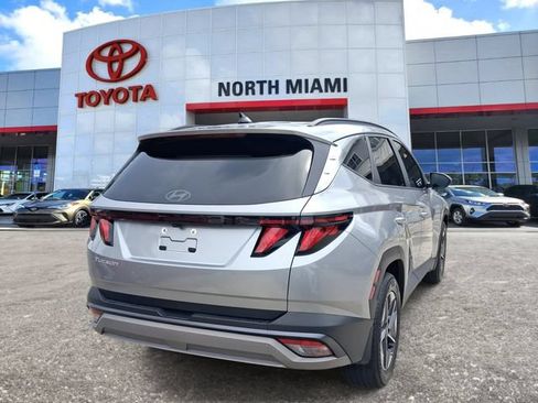 Used 2025 Hyundai Tucson SEL FWD image 4