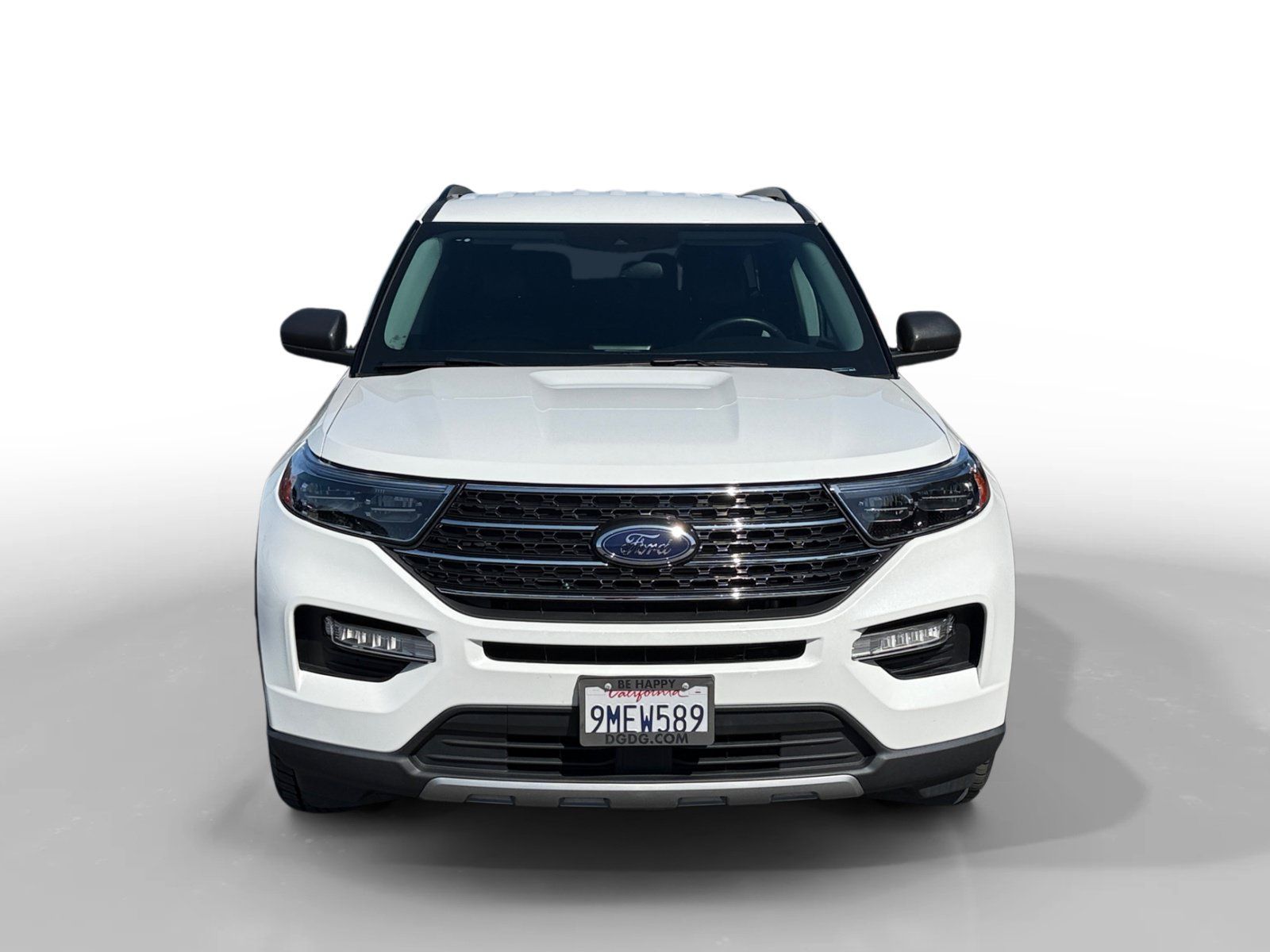 Certified 2023 Ford Explorer XLT w/ Equipment Group 202A RWD image 8