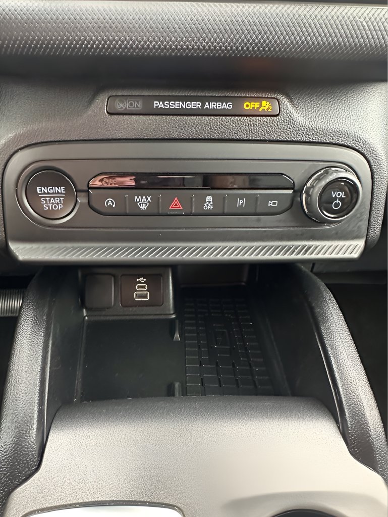 Used 2025 Ford Bronco Sport Outer Banks w/ Outer Banks Tech Package+ AWD/4WD image 23