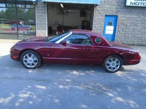 Used 2004 Ford Thunderbird RWD image 10