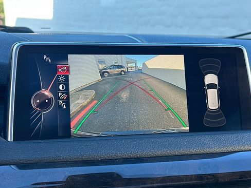 Used 2016 BMW X5 xDrive40e image 19