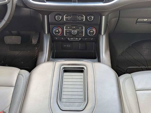 Used 2024 Chevrolet Tahoe Z71 w/ Luxury Package AWD/4WD image 20