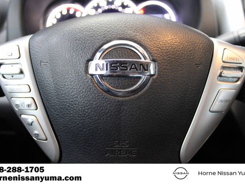Used 2016 Nissan Versa Note SV FWD image 9