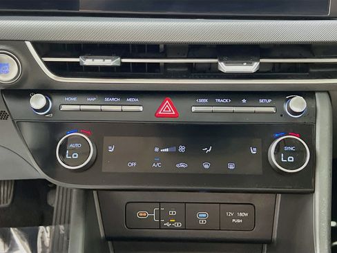 Used 2025 Hyundai Sonata SEL FWD image 26