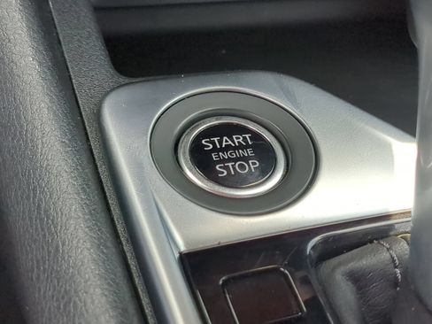 Used 2024 Nissan Sentra SV FWD image 25