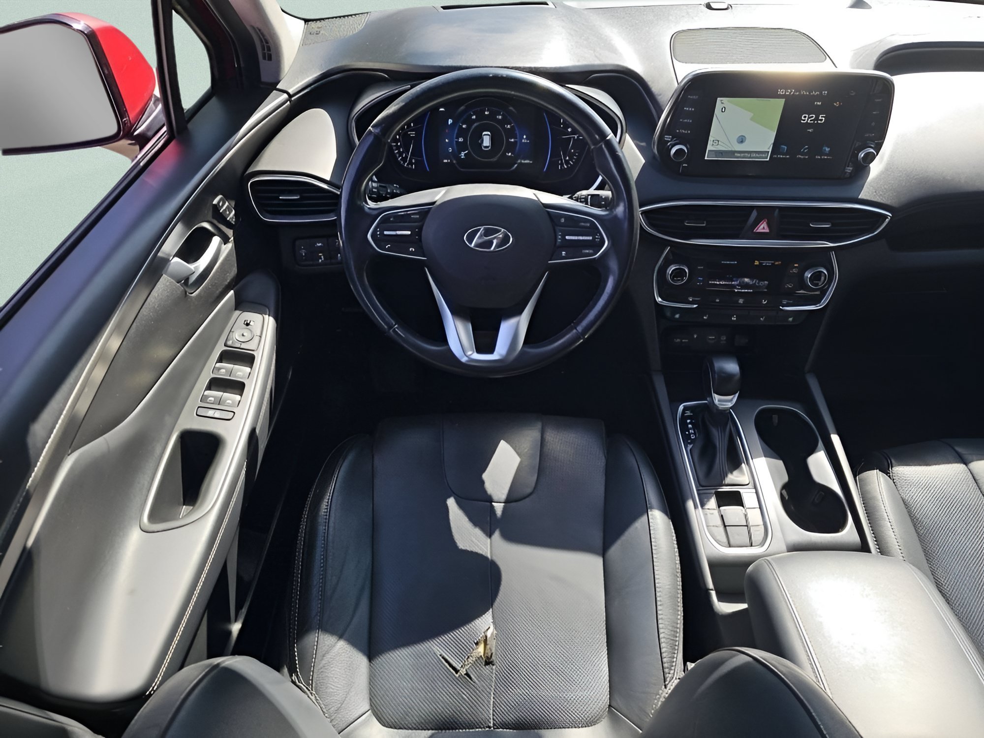 Used 2020 Hyundai Santa Fe Limited AWD/4WD image 4