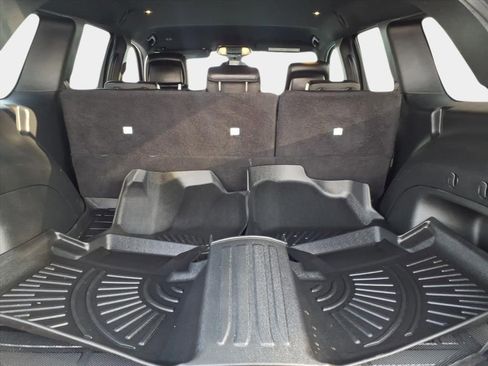 Used 2021 Jeep Grand Cherokee Laredo X image 15