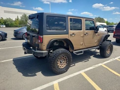 Used 2015 Jeep Wrangler Unlimited Sport w/ Quick Order Package 24S AWD/4WD image 3