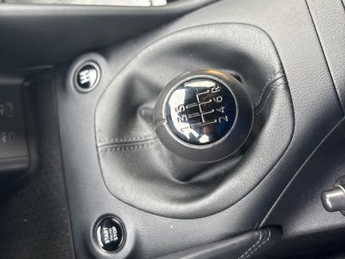 Used 2024 Nissan Z Performance w/ Floor Mat Package image 11