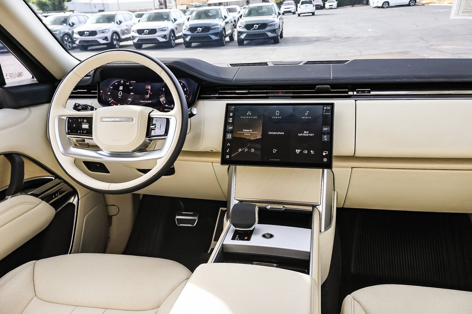 Certified 2024 Land Rover Range Rover SE AWD/4WD image 23
