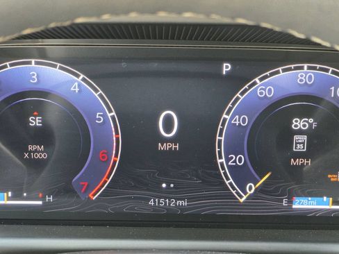 Used 2024 Jeep Wagoneer L Series III w/ Premium Group I AWD/4WD image 35