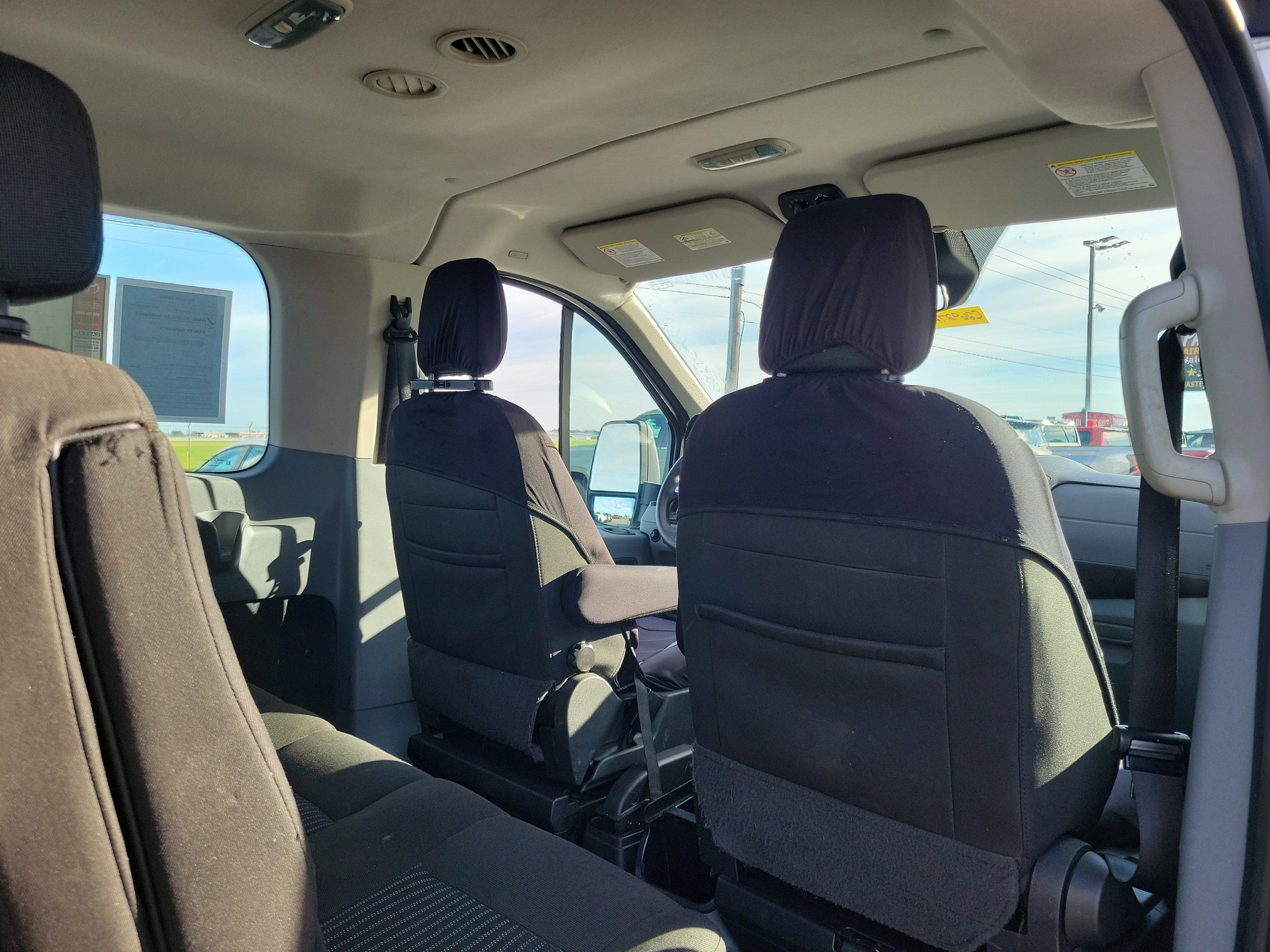 Used 2017 Ford Transit 350 XLT RWD image 11