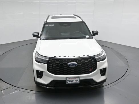 New 2026 Ford Explorer ST w/ Sun And Sound Package image 39