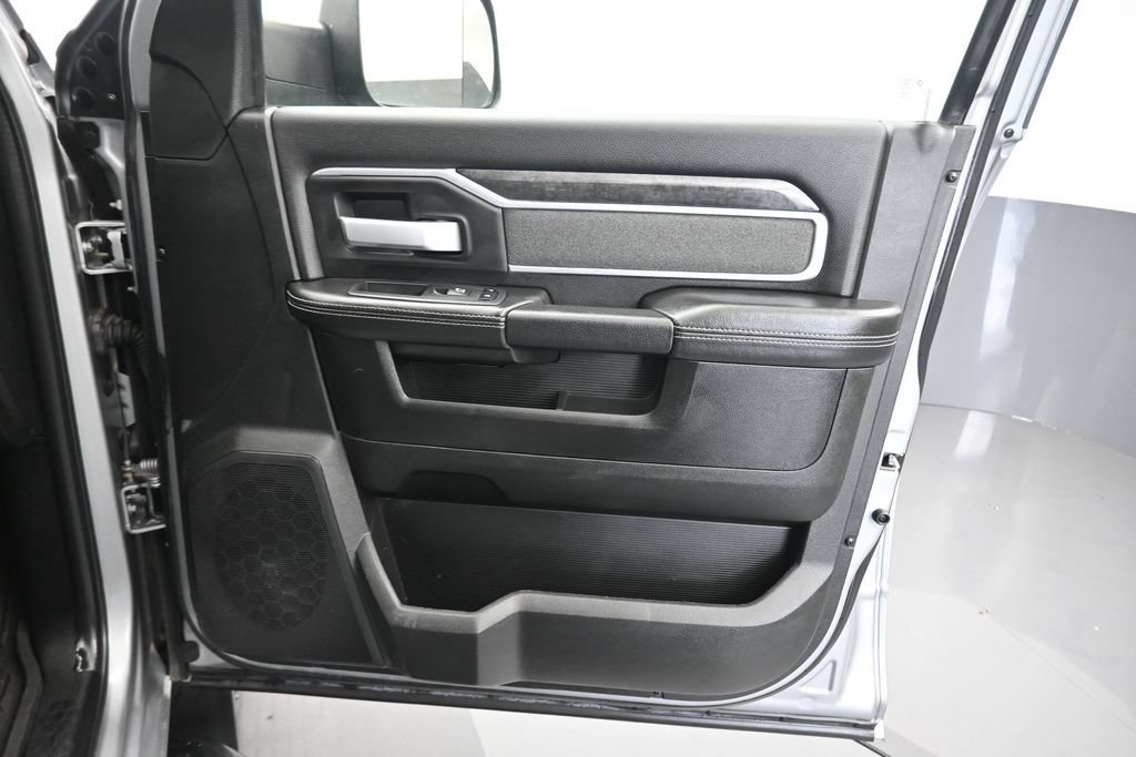 Used 2020 RAM 2500 Big Horn w/ Level 2 Equipment Group AWD/4WD image 46