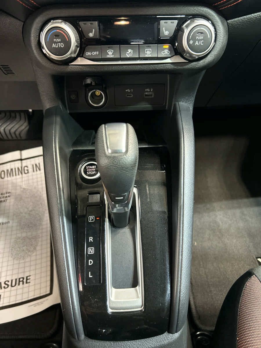 Used 2025 Nissan Versa SR w/ Trunk Package FWD image 7