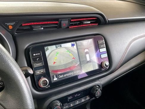 Used 2024 Nissan Kicks SR FWD image 11