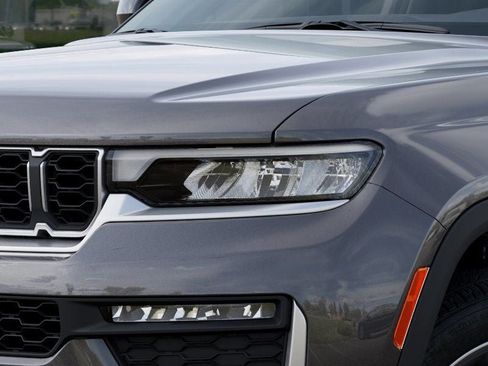 New 2026 Jeep Grand Cherokee Limited AWD/4WD image 10