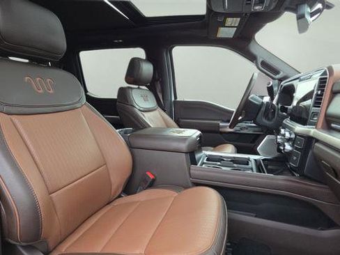 Used 2025 Ford F250 King Ranch w/ FX4 Off-Road Package image 16