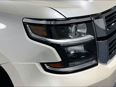 Used 2015 Chevrolet Tahoe LTZ AWD/4WD image 30