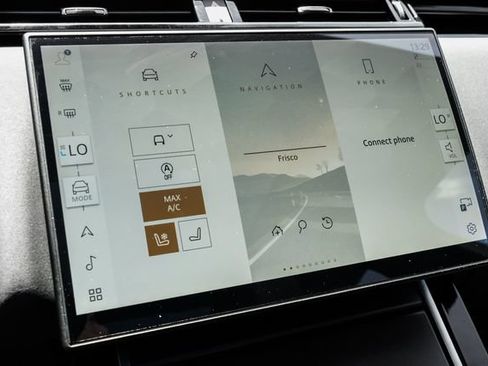 New 2026 Land Rover Range Rover Velar S AWD/4WD image 34