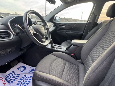 Used 2018 Chevrolet Equinox LT image 11