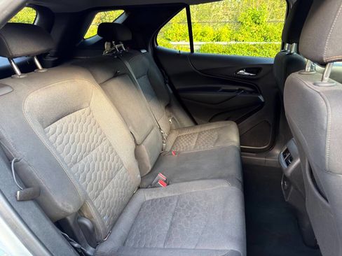 Used 2018 Chevrolet Equinox LT image 27