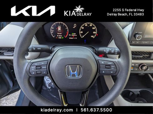 Used 2023 Honda HR-V LX image 18