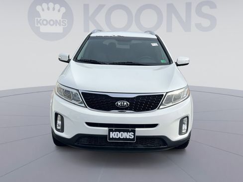 Used 2015 Kia Sorento LX image 11