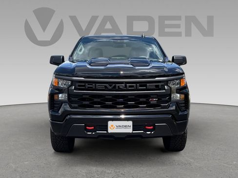 Used 2024 Chevrolet Silverado 1500 Custom Trail Boss AWD/4WD image 23