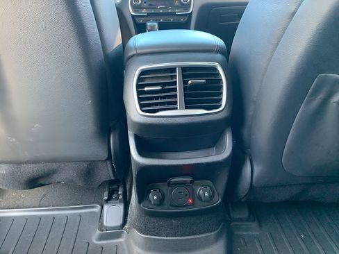 Used 2019 Hyundai Santa Fe Limited w/ Cargo Package image 14