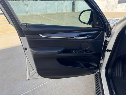 Used 2015 BMW X6 xDrive50i image 11