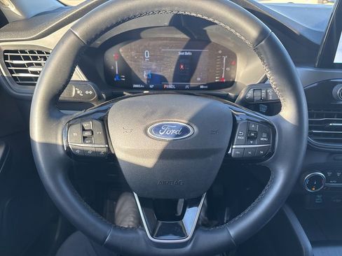Used 2023 Ford Escape Active image 20