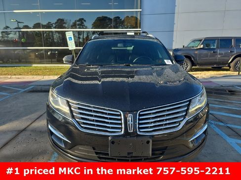 Used 2017 Lincoln MKC Reserve image 3