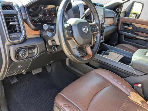 Used 2024 RAM 3500 Limited image 9