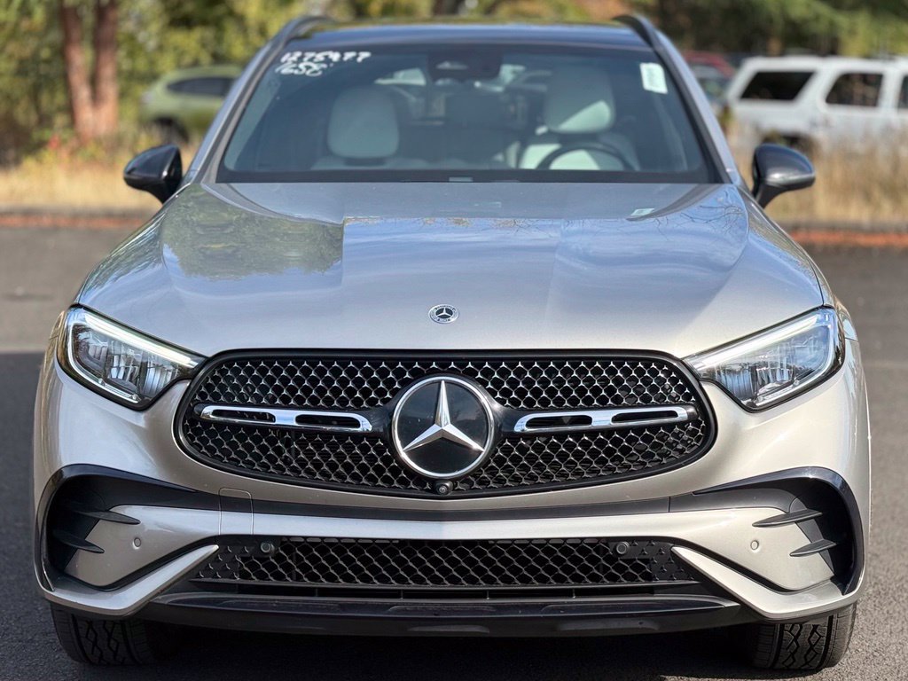 Used 2023 Mercedes-Benz GLC 300 4MATIC image 8